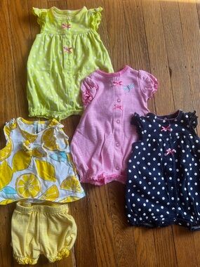 Carter's Baby Girls Newborn Rompers and outfit set for summer lack of 4